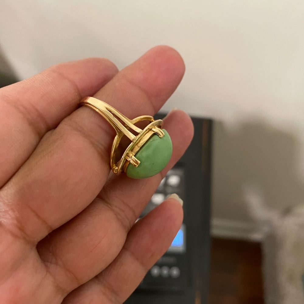 Vintage State 14K Gold Ring Jade? 8.12g
